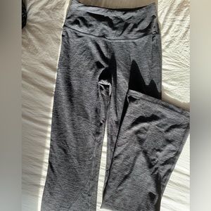 VICTORIA SECRET- PINK FLARE LEGGINGS